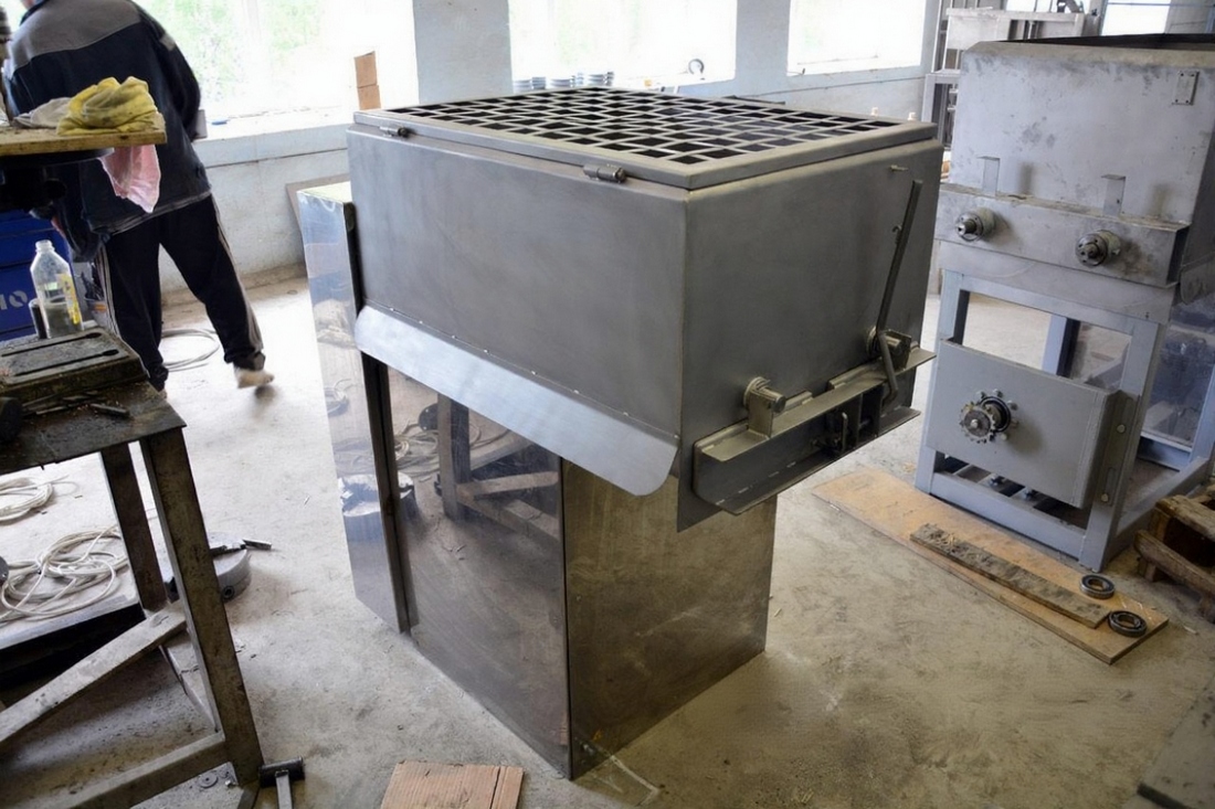 ПОЛИПРОМ М2ФМ 150л нержавеющая с выносным управлением Фаршемешалки #1